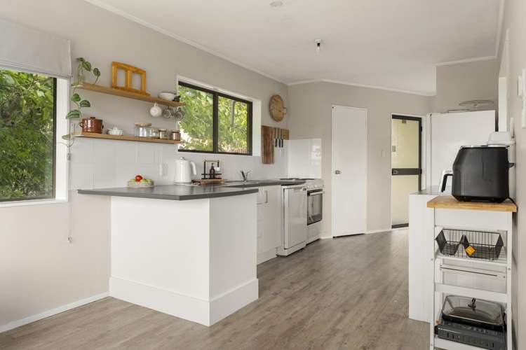 51 Corinna Street Welcome Bay_11