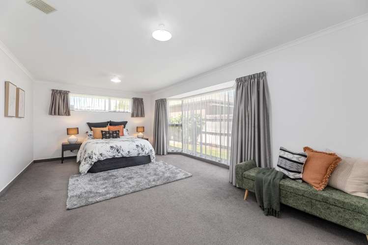 6 Robalan Place Redwoodtown_17