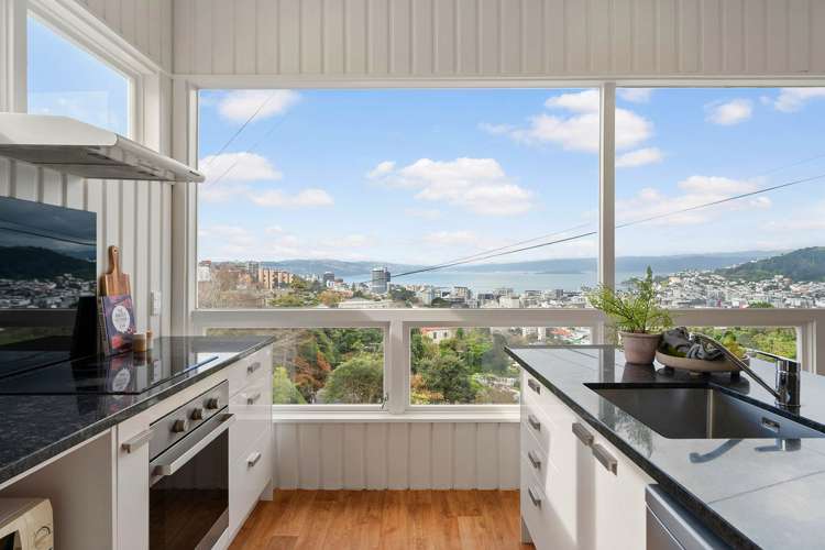 60 Mortimer Terrace Brooklyn_3