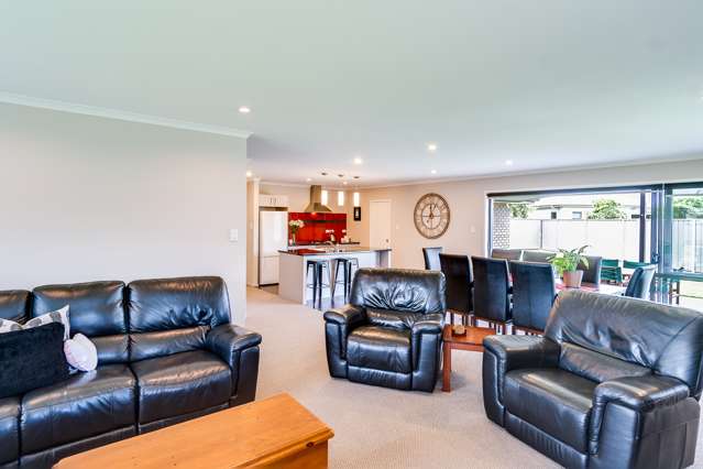 16 Hawea Place Poraiti_3