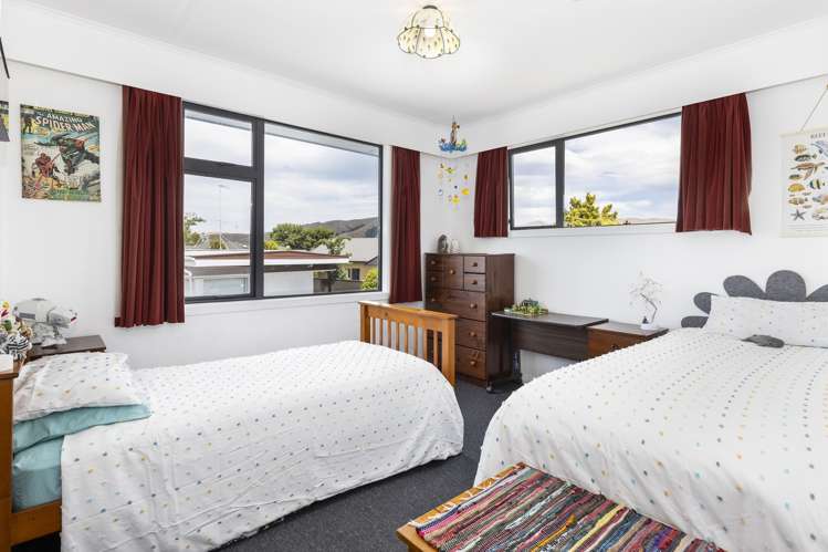 21 Newbourne Crescent Redwoodtown_10