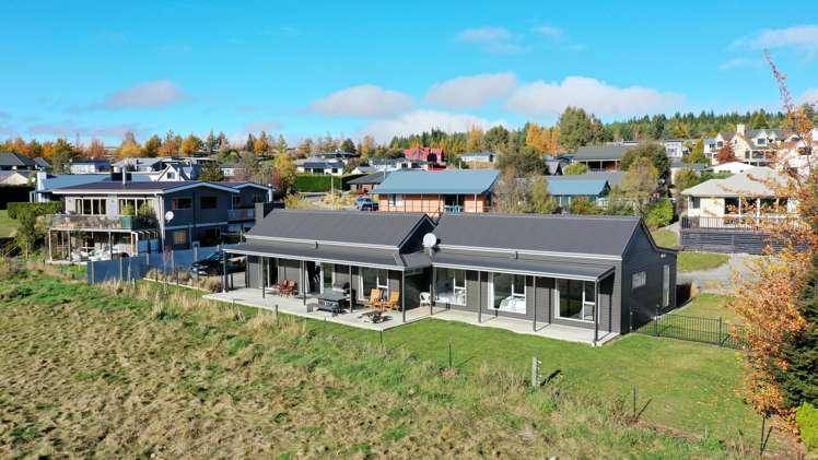 4 Dwyer Place Lake Tekapo_9