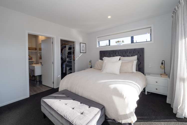 13 Geoff Geering Drive Netherby_10