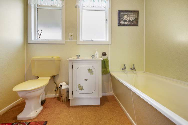 71 Golf Road Taumarunui_10