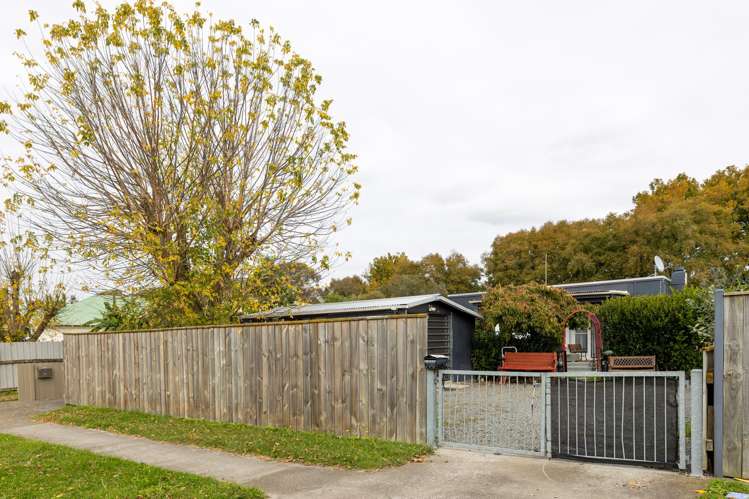 700 Gordon Road_1