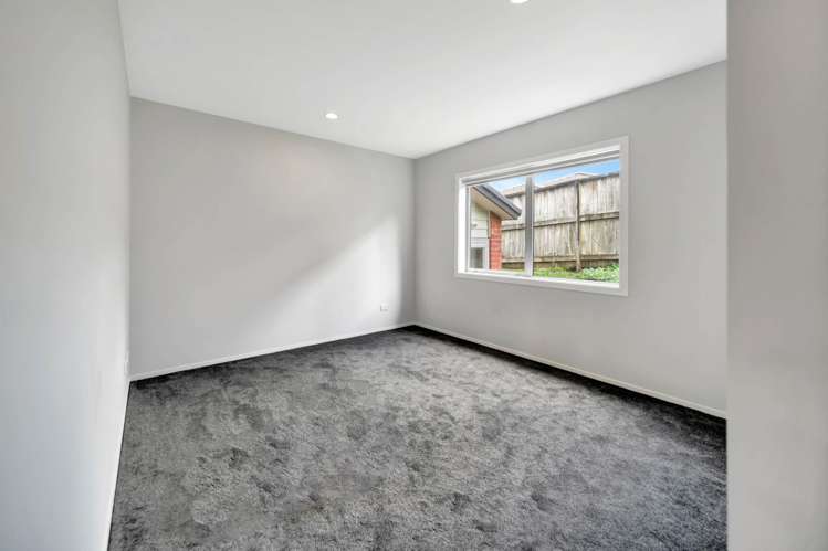 Bradnor Meadows Drive Swanson_7