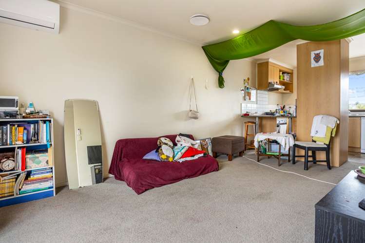 2/4 Keeling Road Henderson_18