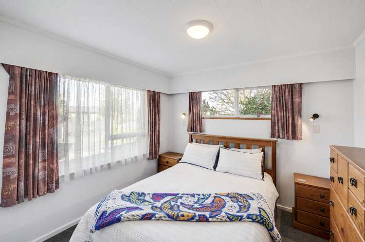 45 Holyrood Street Taradale_13