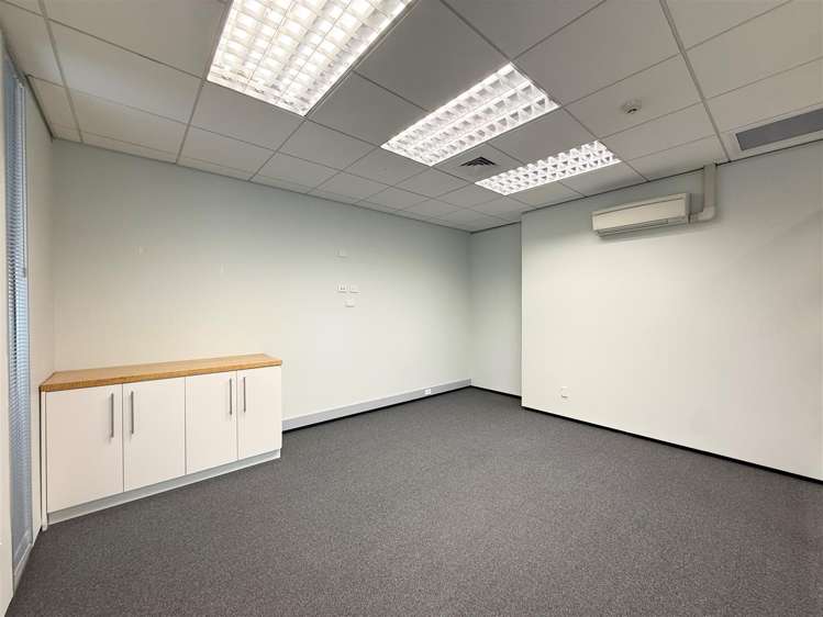 1/1 Show Place Addington_3