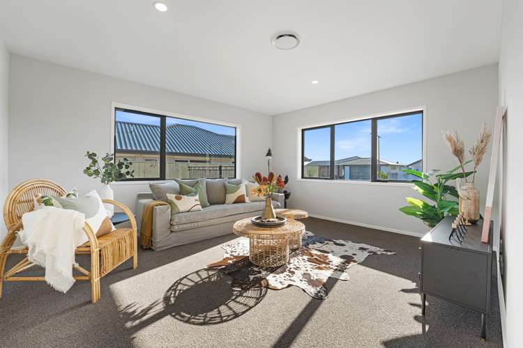 1 Condor Crescent Waiwhakaiho_8