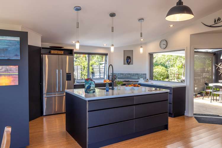 14 Natzka Road Ostend_6