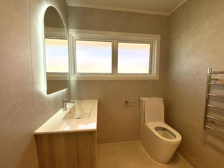 120A Richardson Road 1727_20