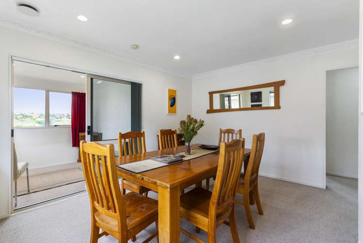 64 Whitford Road Botany Downs_17