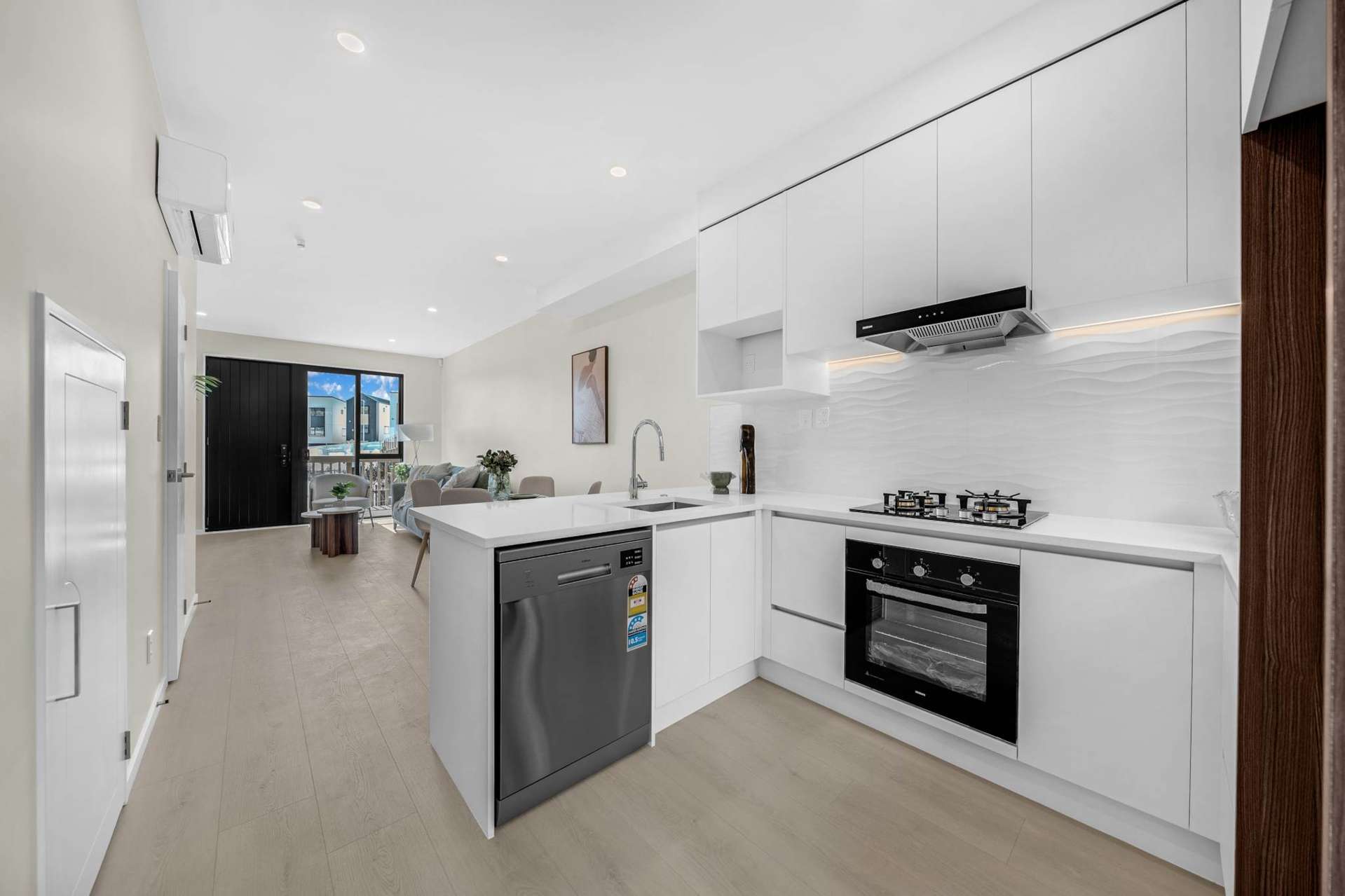 57 Hearth Street Flat Bush_0