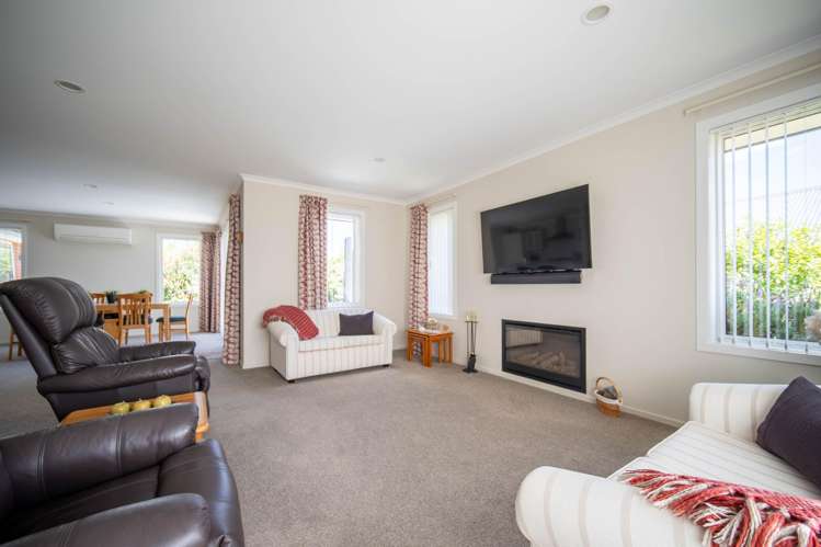 20 Stedyl Crescent Richmond_9