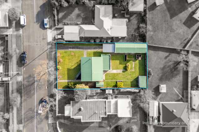 4 Heretaunga Square Silverstream_1