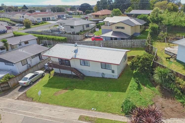 8 Muir Place Te Puke_12