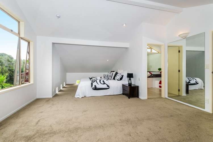 2/284 Glenfield Road Glenfield_16