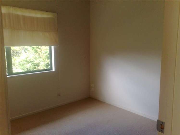 4 Collings Drive 500021_5