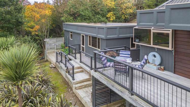 1640 Cust Road Cust_16