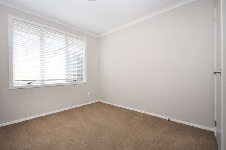 1/27 Jones Crescent Melville_6