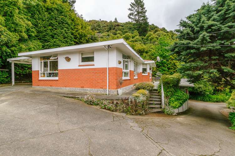 120 Hine Road Wainuiomata_18