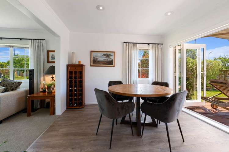 8 Newbliss Crescent East Tamaki Heights_14