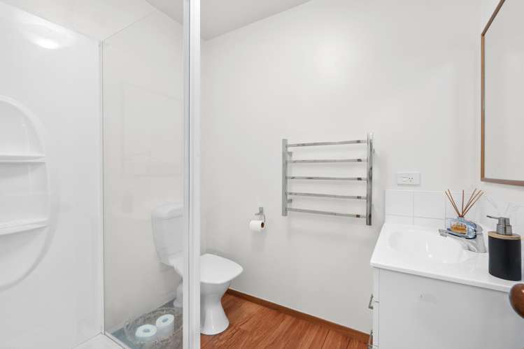 11B Little Oak Common Wanaka_13
