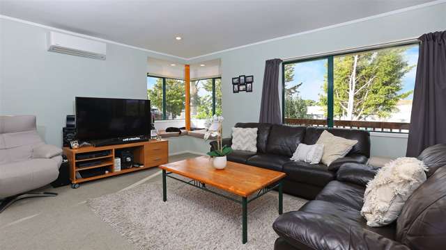 19a Riserra Drive Ranui_1