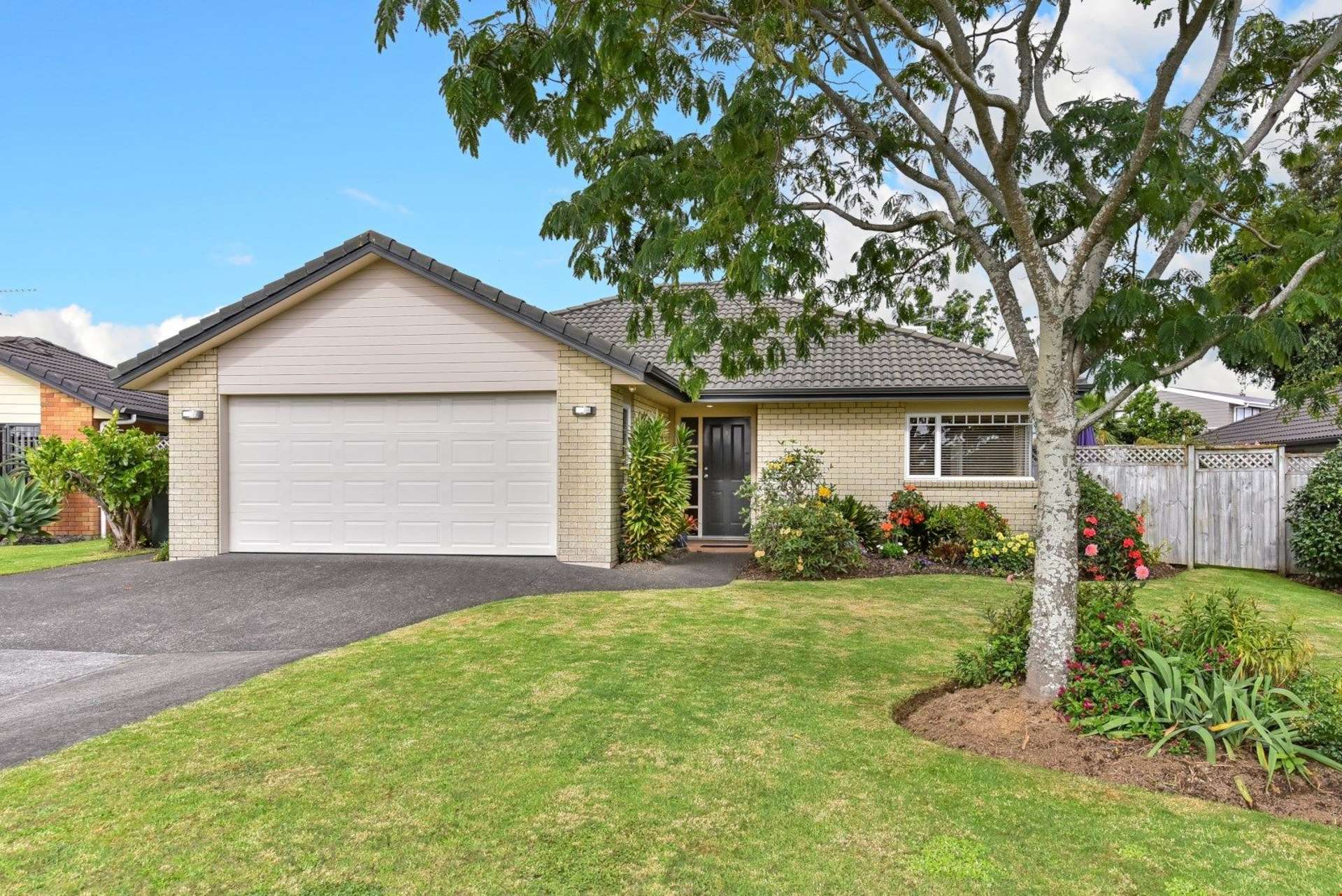 15 Ashkirk Place Wattle Downs_0