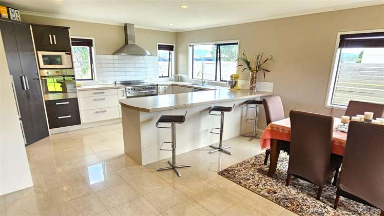 193 Ngaio Drive Matarangi_5