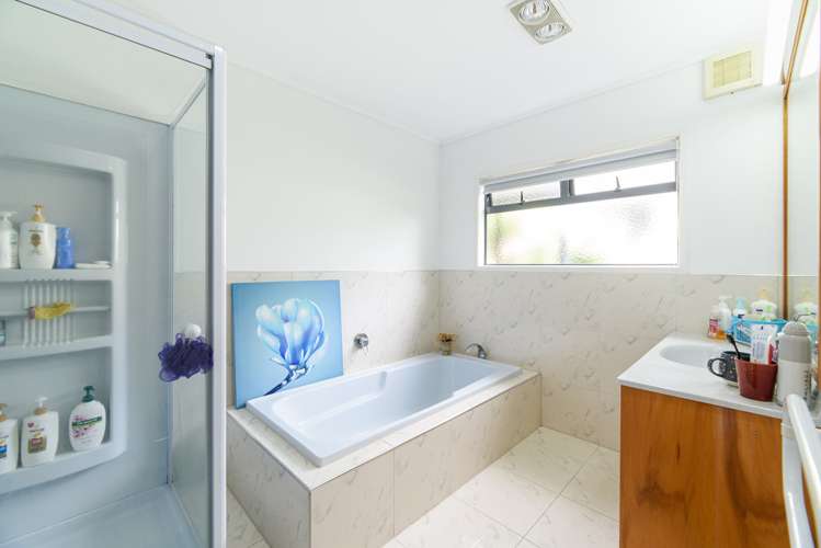 8 Saint Thomas More Lane Glenfield_16
