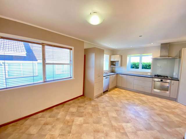 Cajero Place Green Bay_4