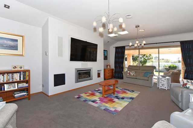 8 Sequoia Way Stoke_3