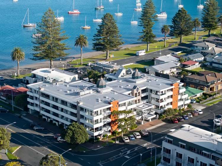210/36 Victoria Road Mt Maunganui_16