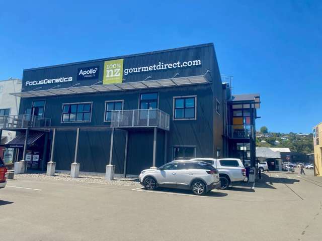 Professionally Presented Office in Vibrant Ahuriri