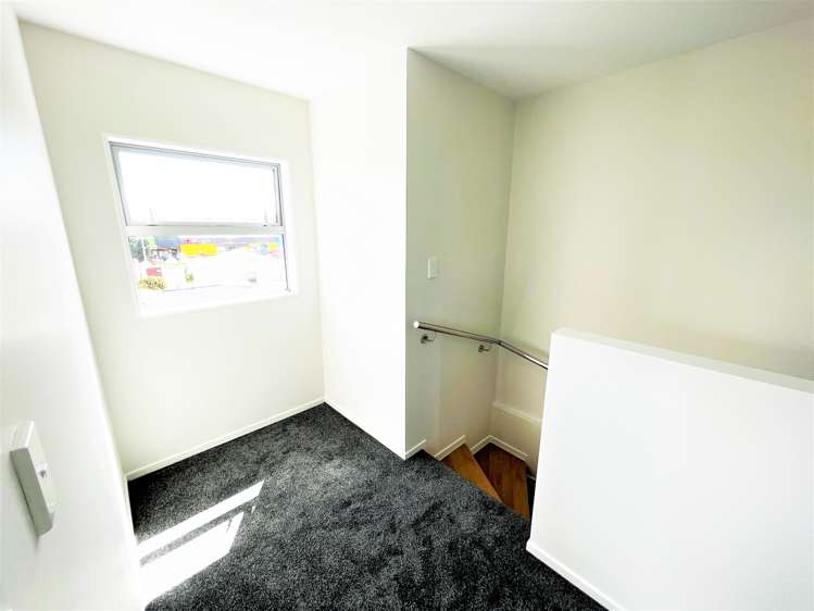 205/3 Beaumonts Way Manurewa_5