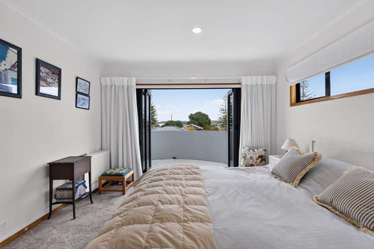 34 The Esplanade Westshore_17