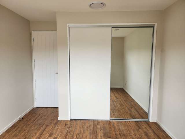 22F Totaravale Drive Totara Vale_3