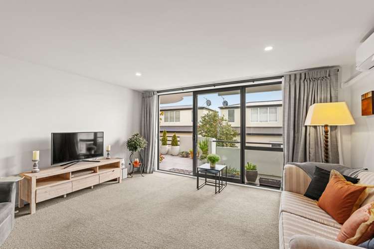 2/55 Carlton Mill Road_5