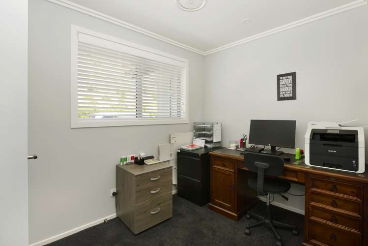 21 Pioneer Heights Richmond_28