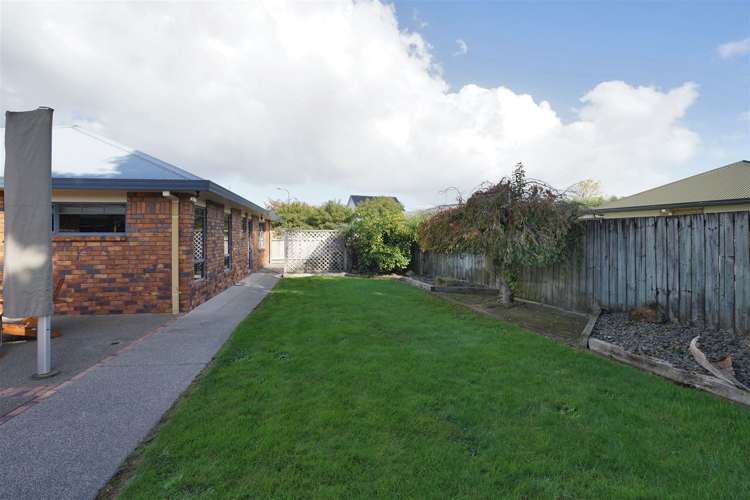 14 Blairgowrie Place Rototuna North_15