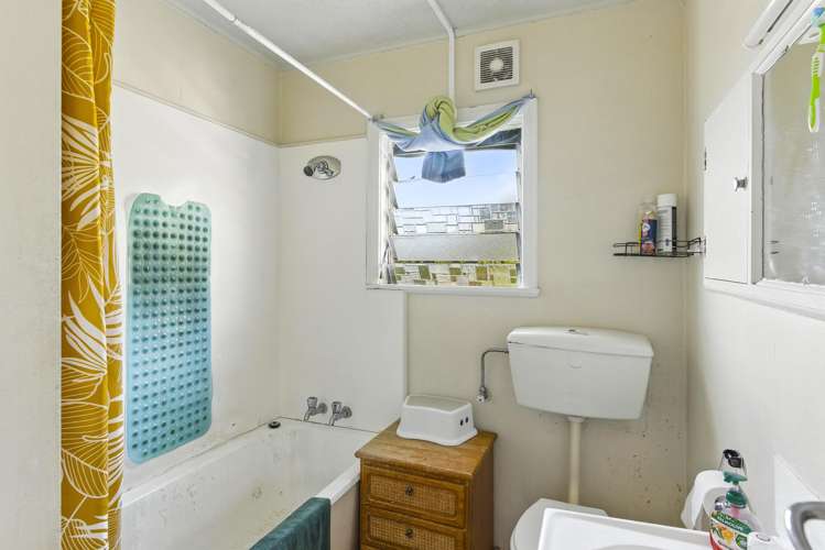 230 Rosetta Road Raumati Beach_12