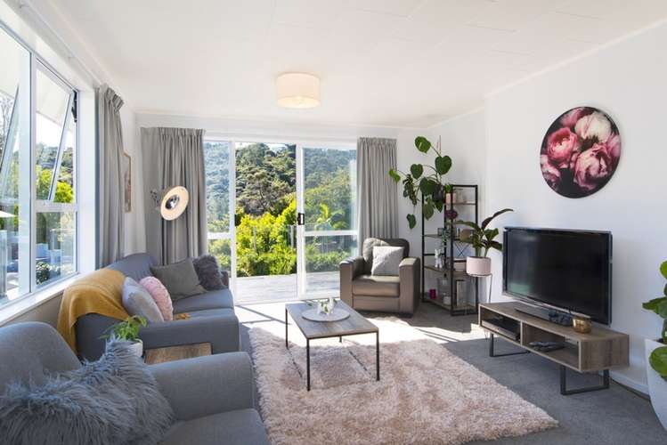 51 Ngarahana Avenue Paremoremo_11