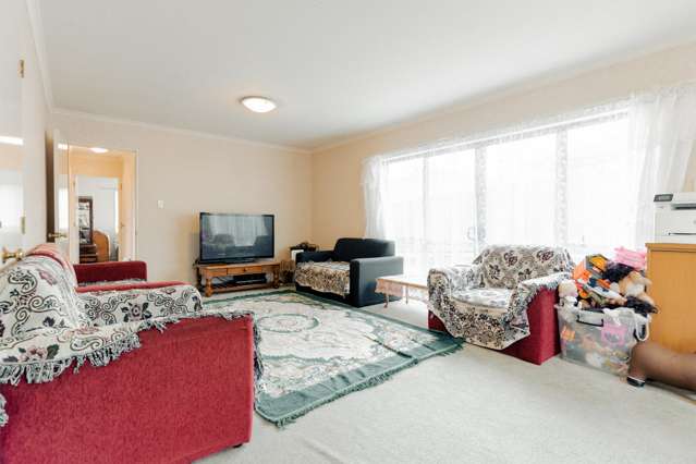 9 Hawkley Close Flat Bush_3