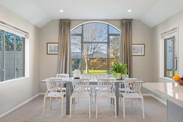 4 Dinglebay Place Casebrook_1