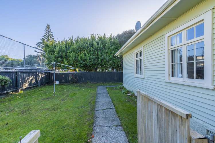 43 Hautana Street Woburn_20