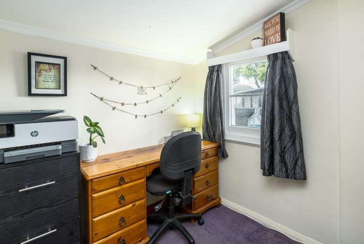 16 Devon Street Solway_13