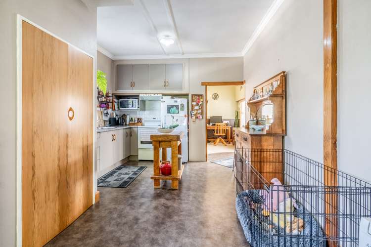 11 Coronation Street Strathern_6