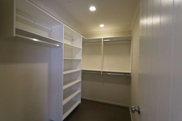 60 Salford Crescent Flat Bush_6